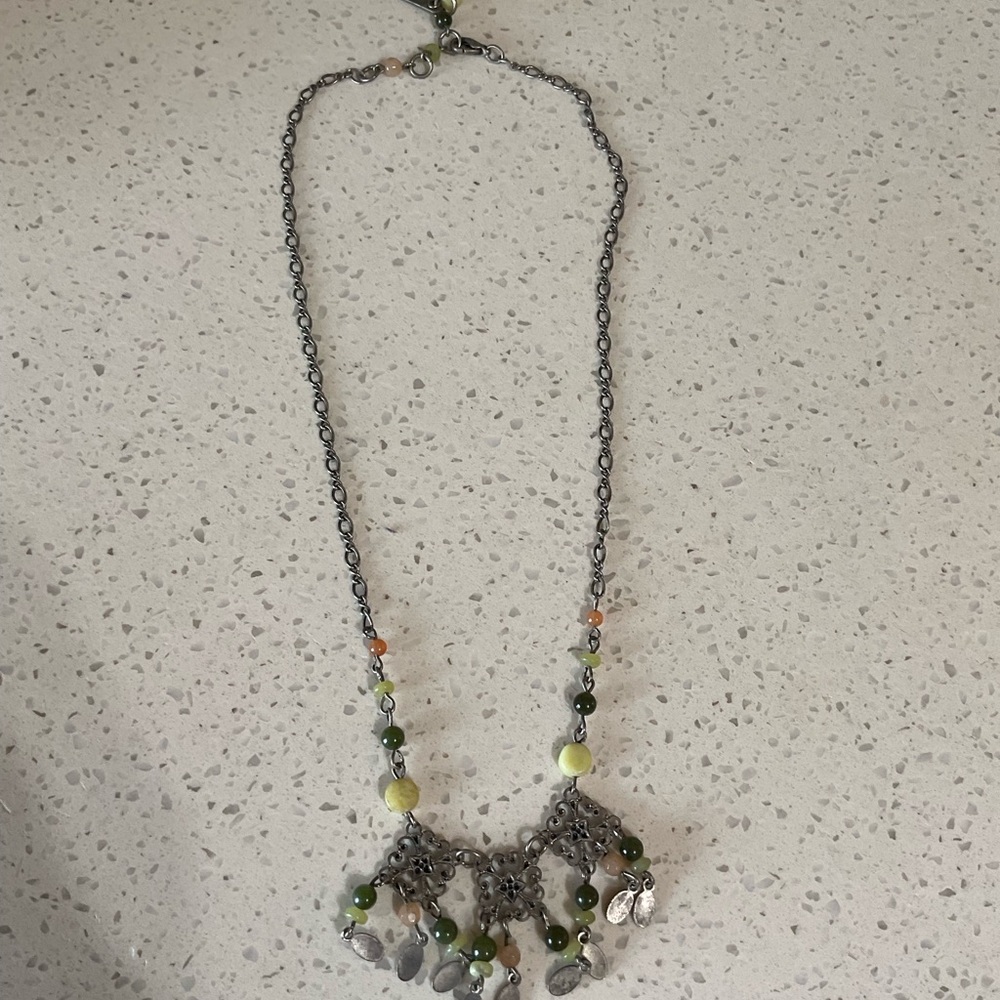 Elegant Green and Silver Necklace